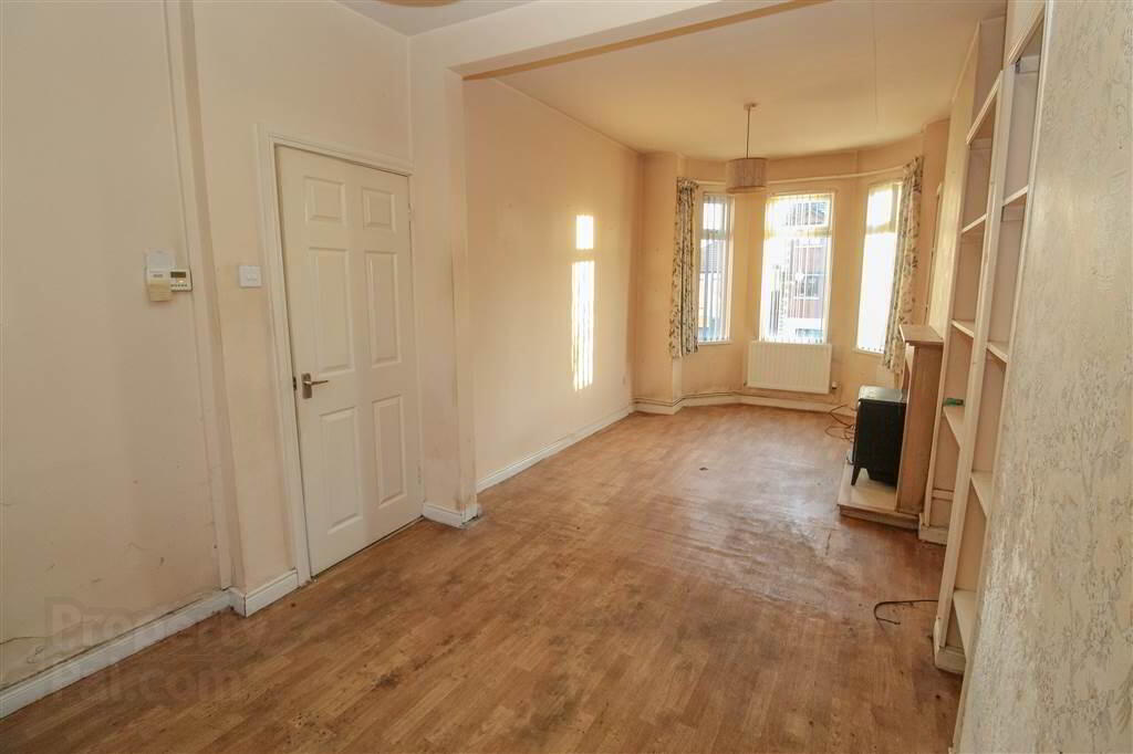 750 Upper Newtownards Road 5 of 15