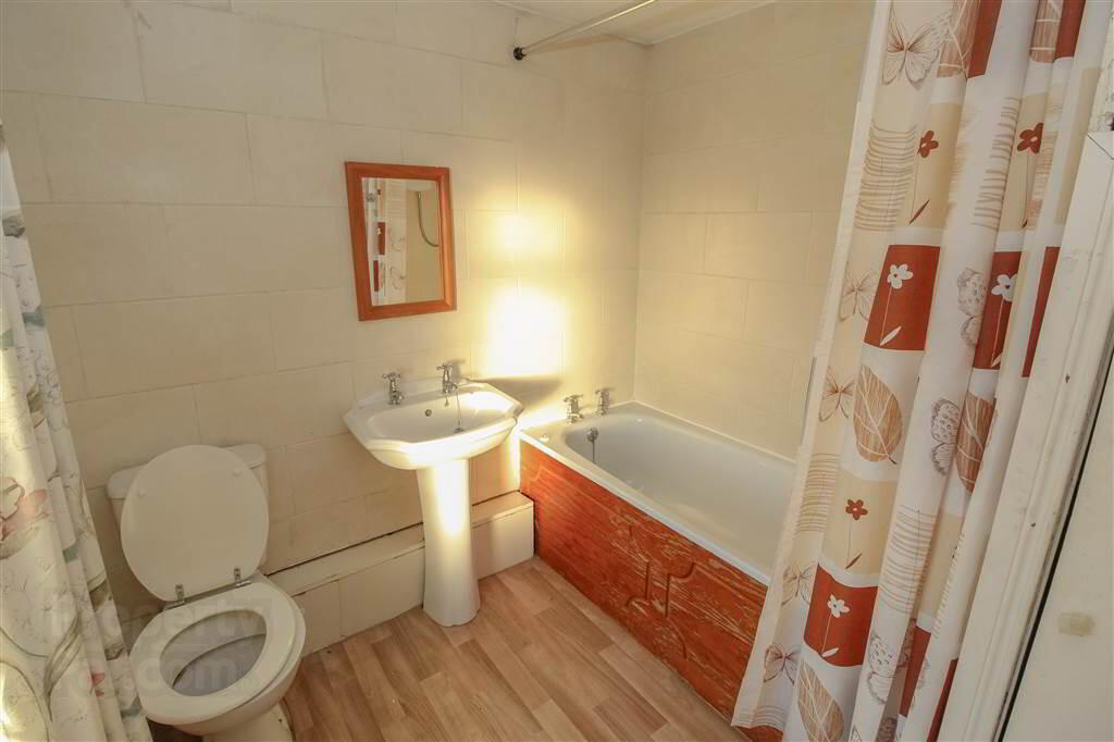 750 Upper Newtownards Road 12 of 15