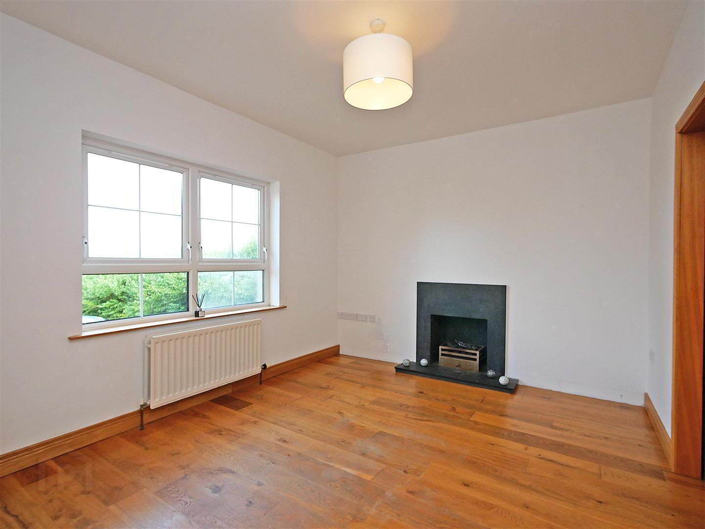 228 Hillhall Road 15 of 51