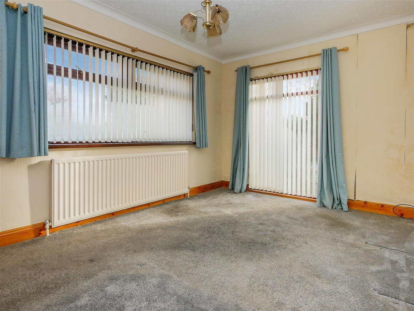 30 Cairnshill Road 7 of 19