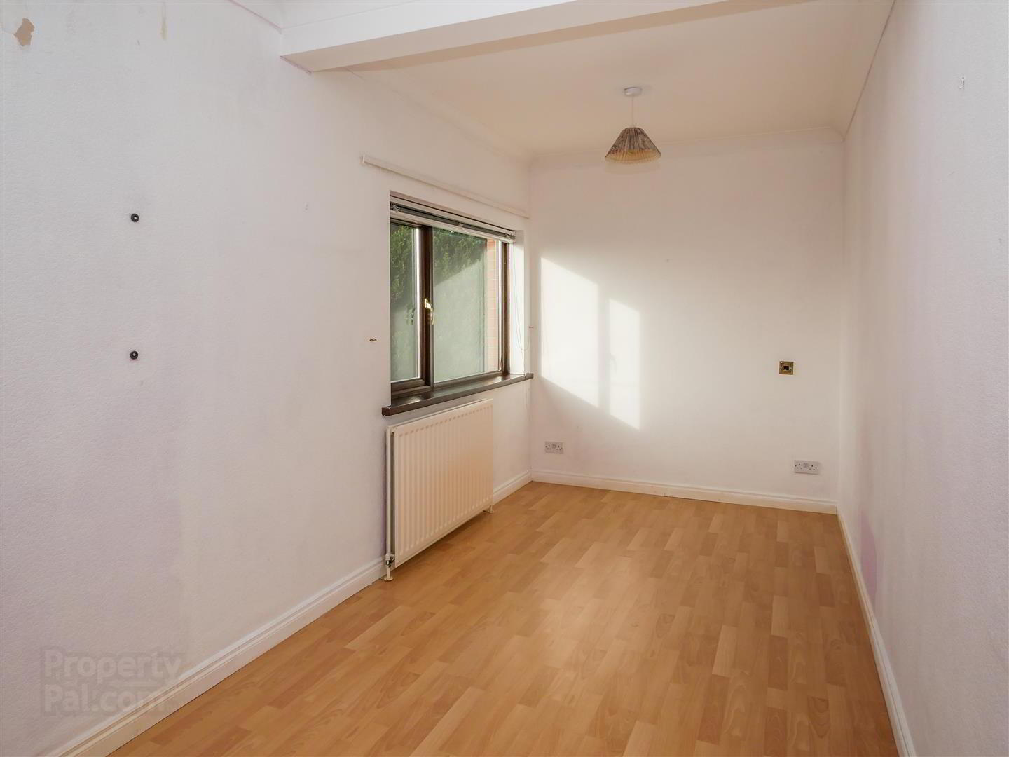 30 Cairnshill Road 14 of 19