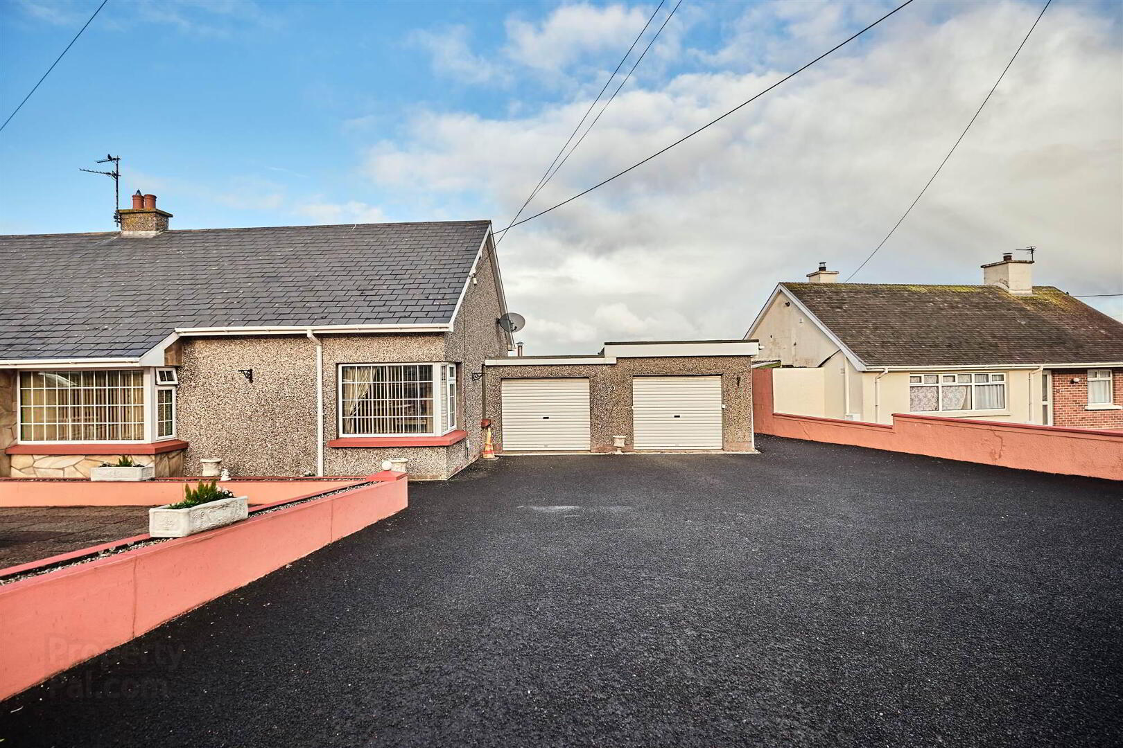 25 Millbank Avenue 5 of 47