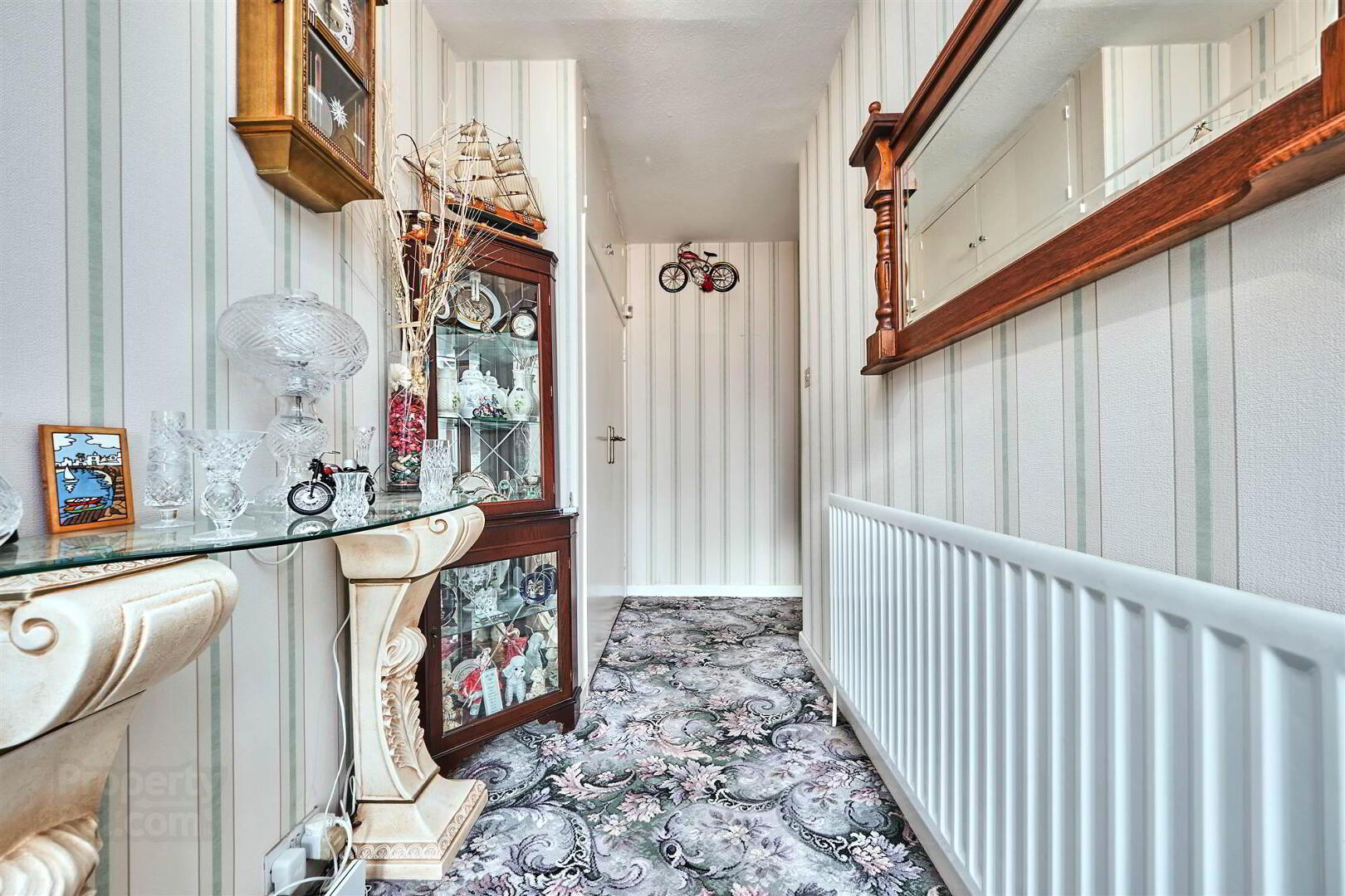 25 Millbank Avenue 8 of 47