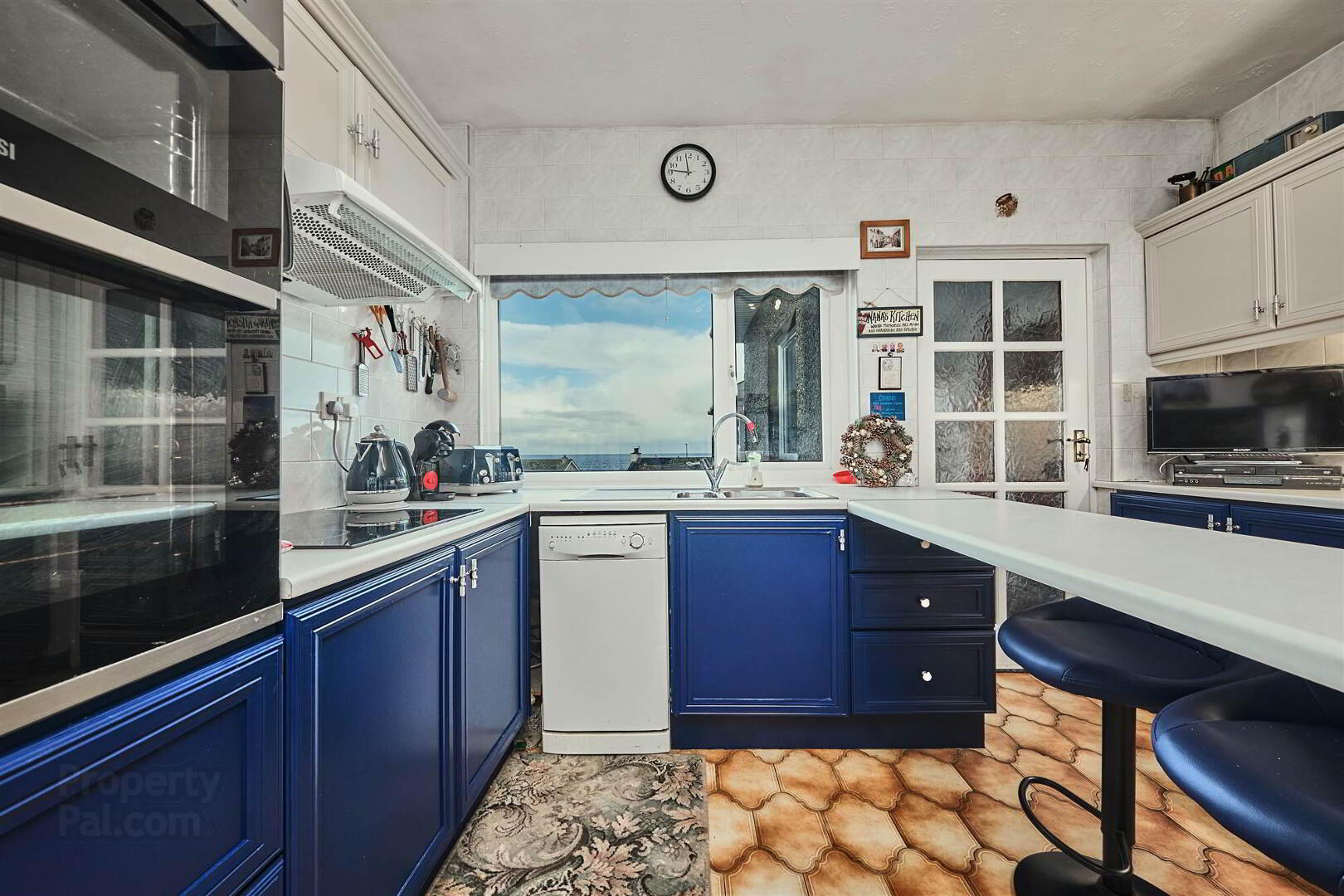 25 Millbank Avenue 13 of 47