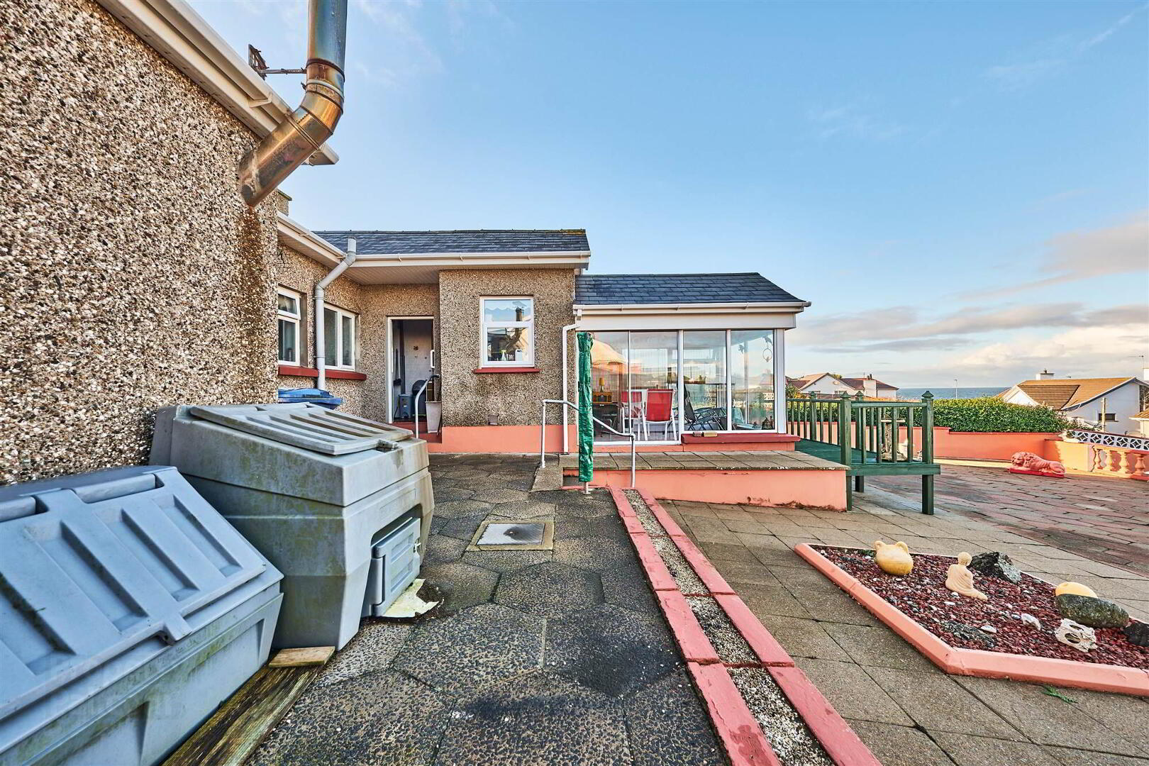 25 Millbank Avenue 26 of 47