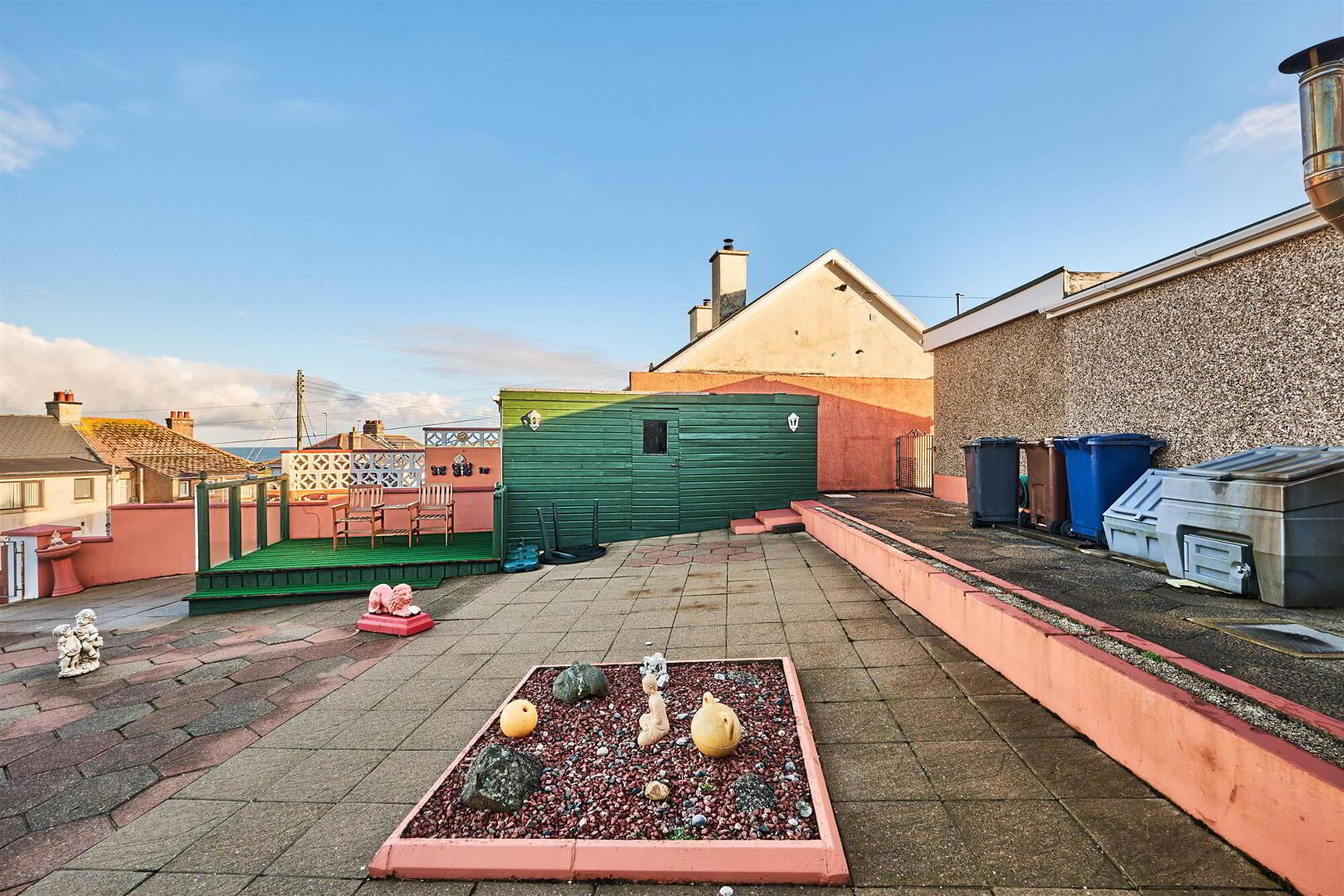 25 Millbank Avenue 29 of 47