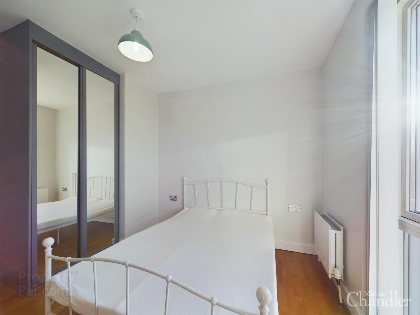 28 The Stern, 37 Annadale Crescent 8 of 14
