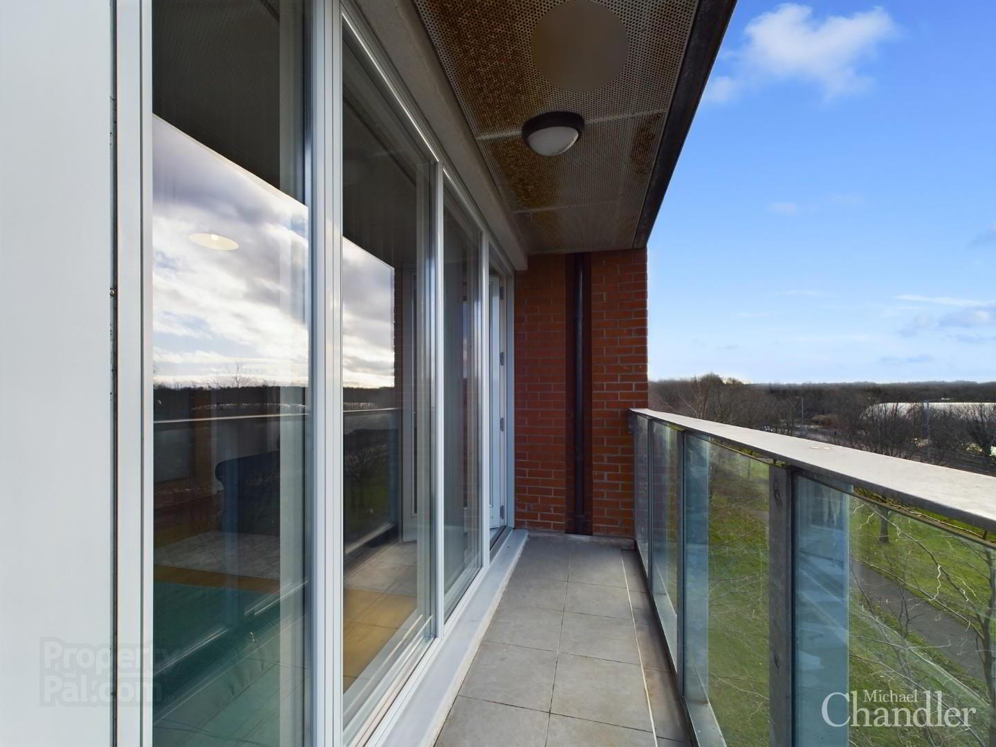28 The Stern, 37 Annadale Crescent 12 of 14