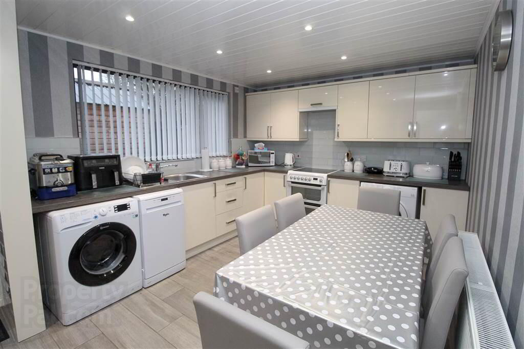 107 Craigleith Drive 6 of 20