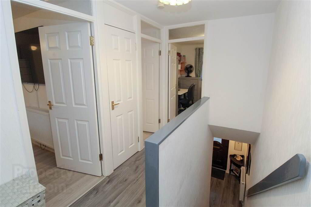 107 Craigleith Drive 11 of 20