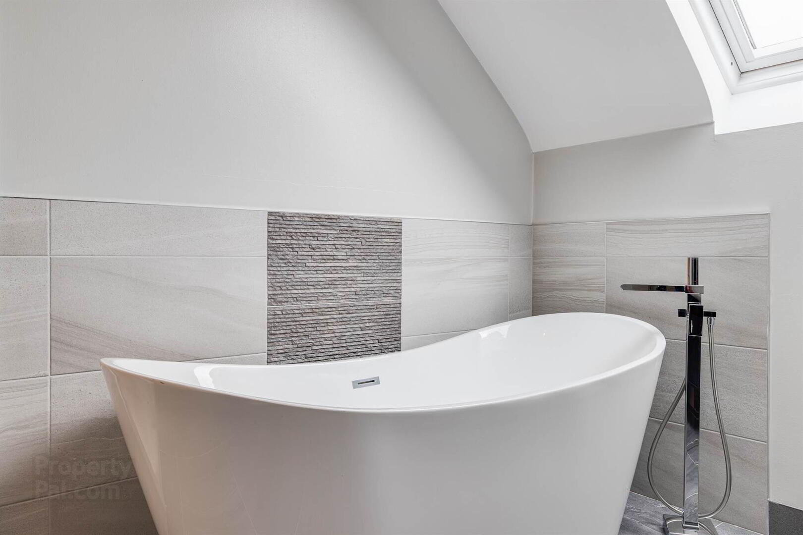 8 Ballyhill Lane 18 of 28