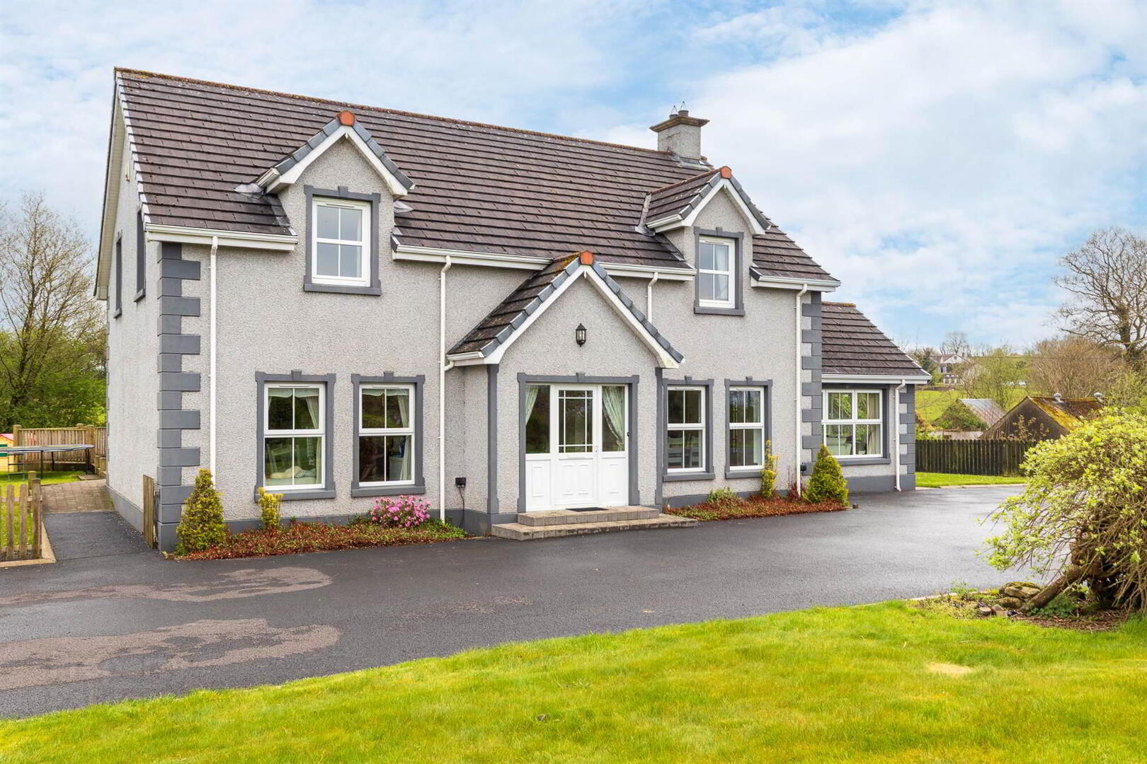 8 Ballyhill Lane 2 of 28