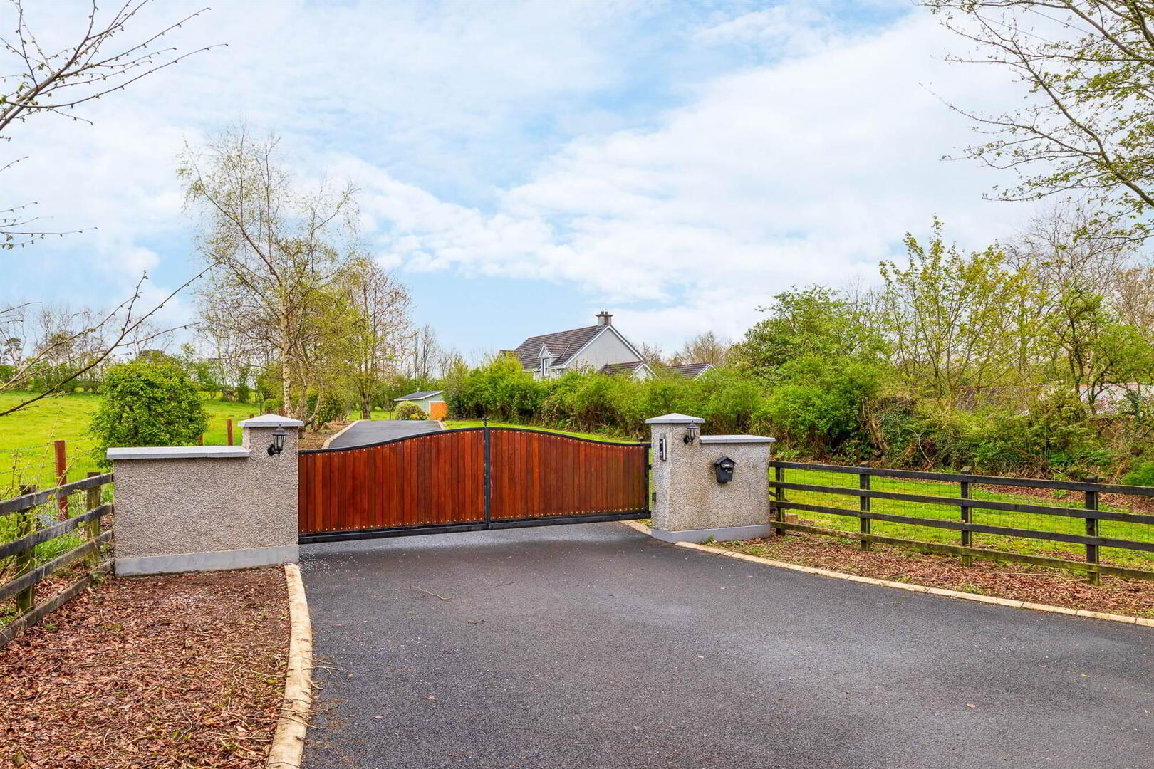 8 Ballyhill Lane 3 of 28