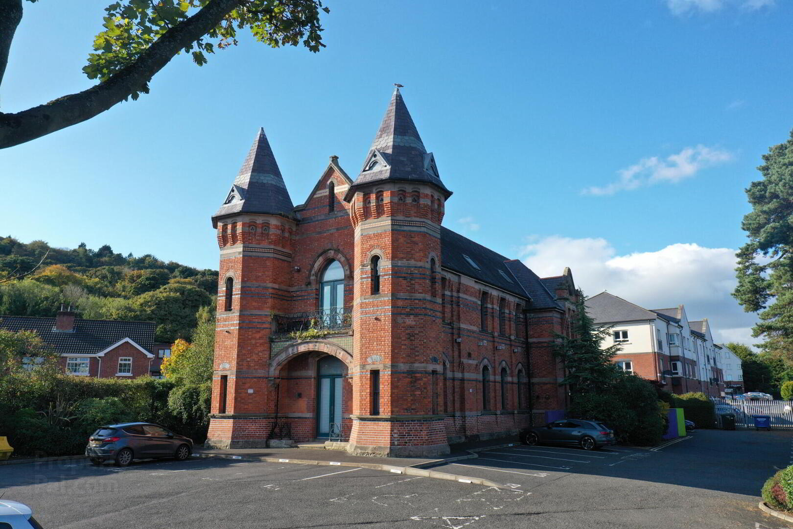 The Old Throne Hospital, 244 Whitewell Road