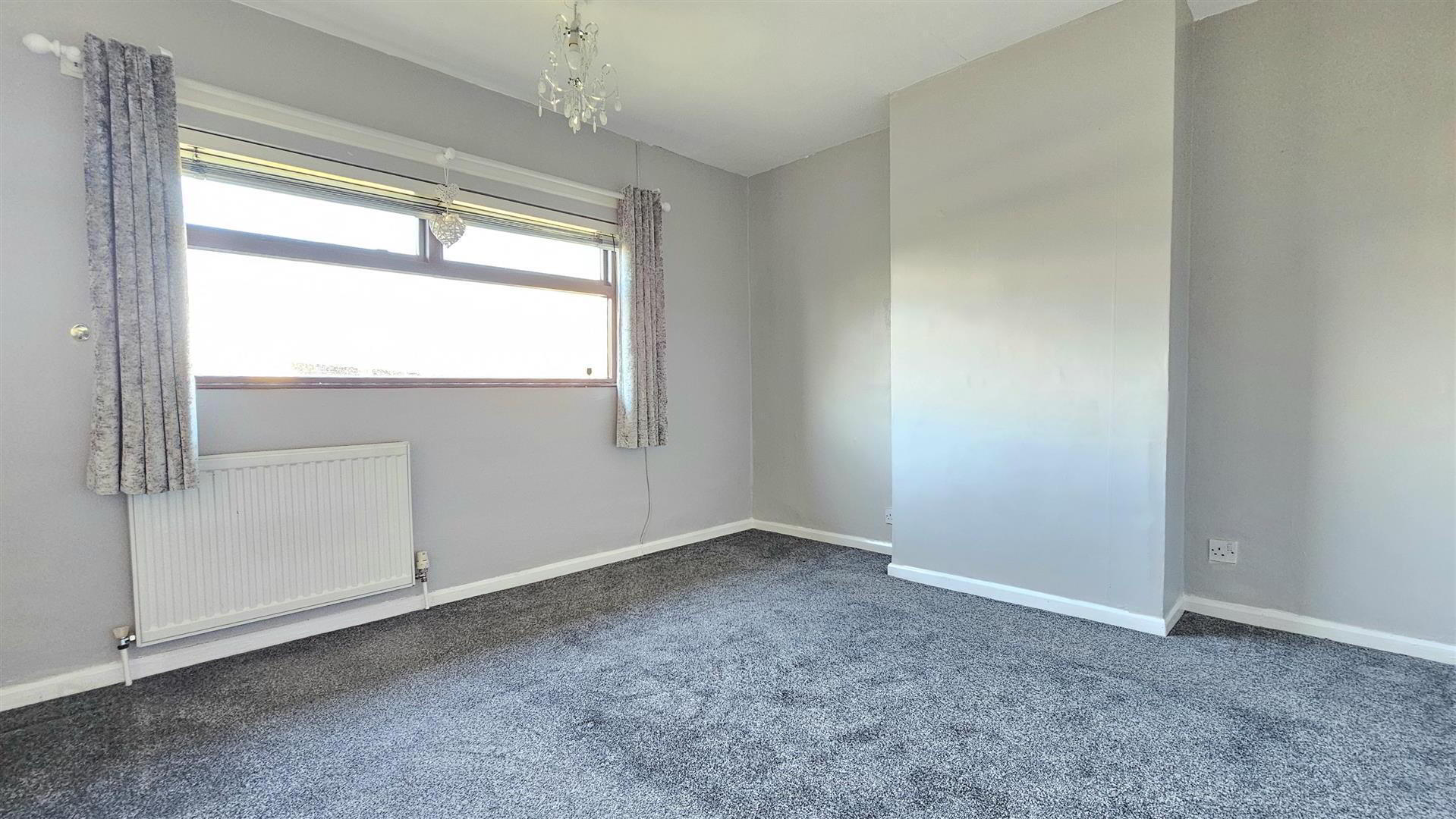 41 Coronation Road 9 of 15
