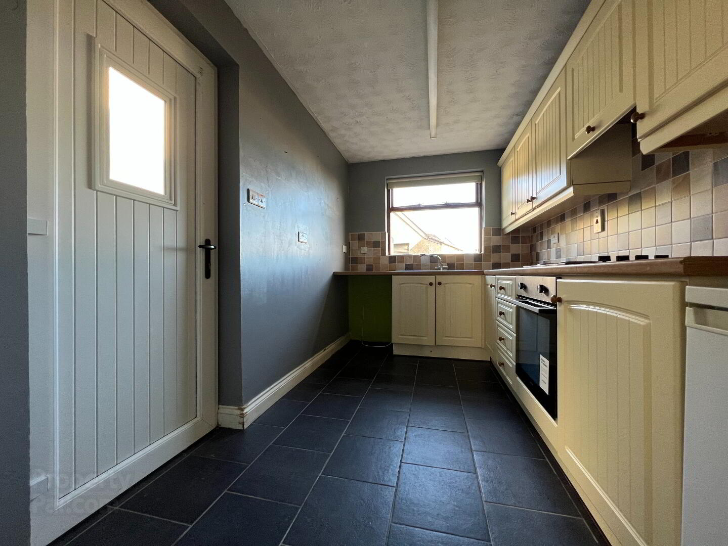 15 Toome Road 7 of 14