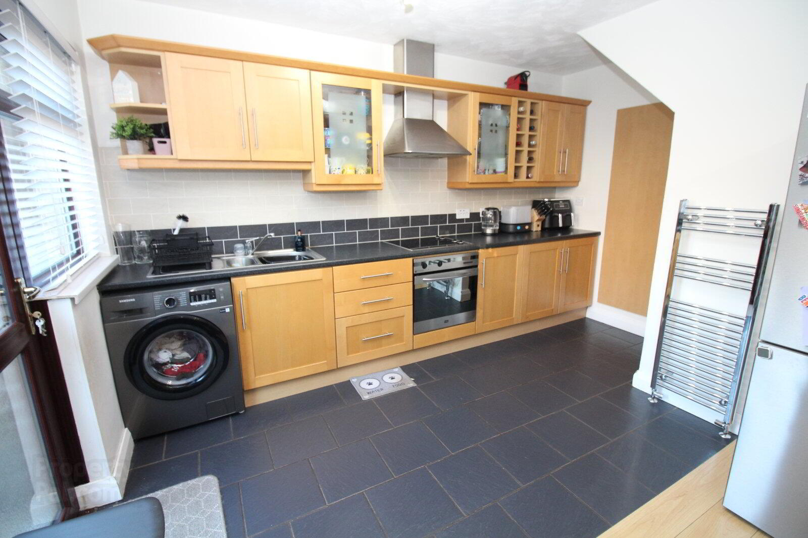 9 Castleburn Avenue 4 of 13