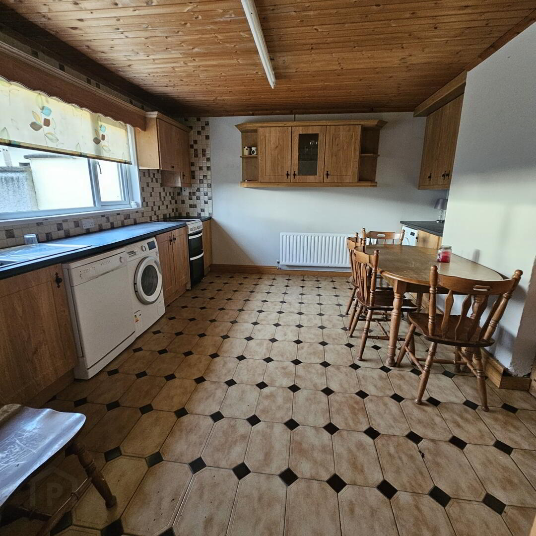21 Highfield Close 9 of 20