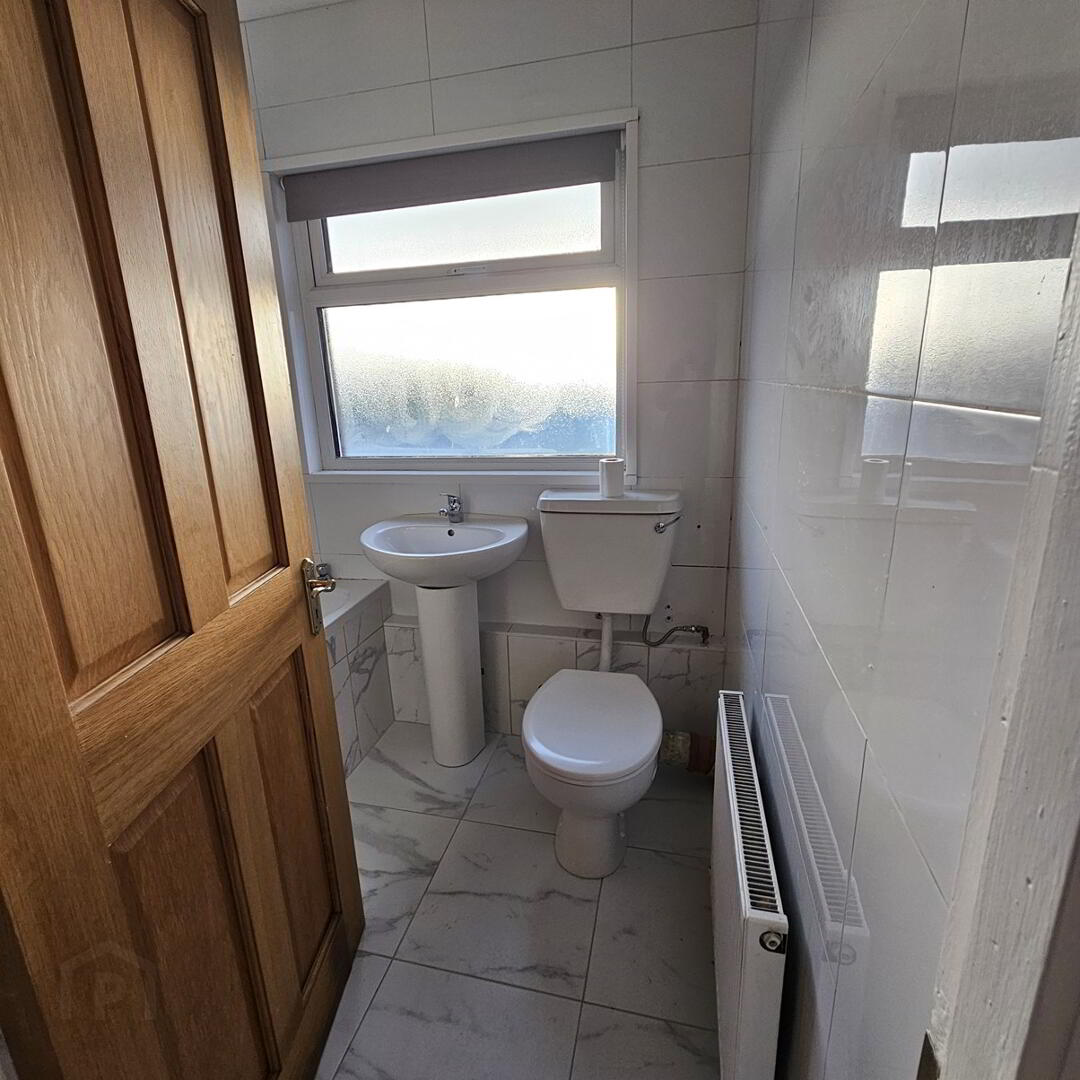 21 Highfield Close 11 of 20