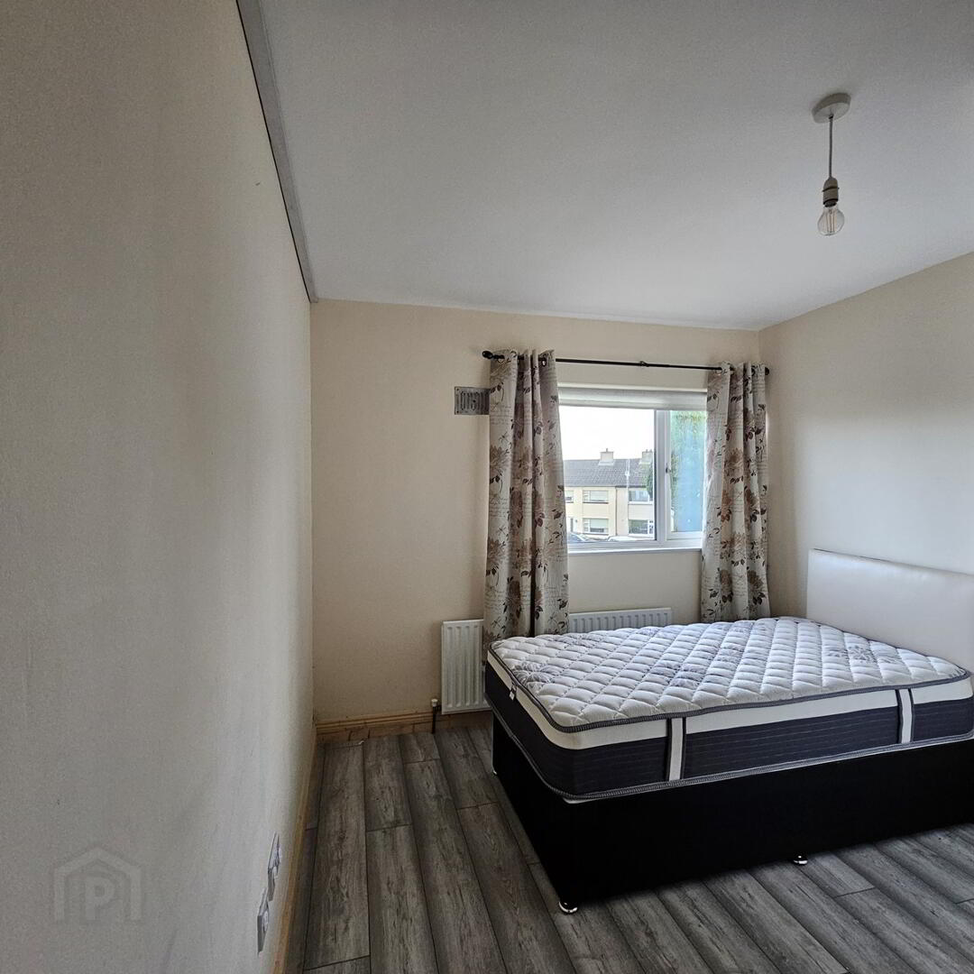 21 Highfield Close 15 of 20