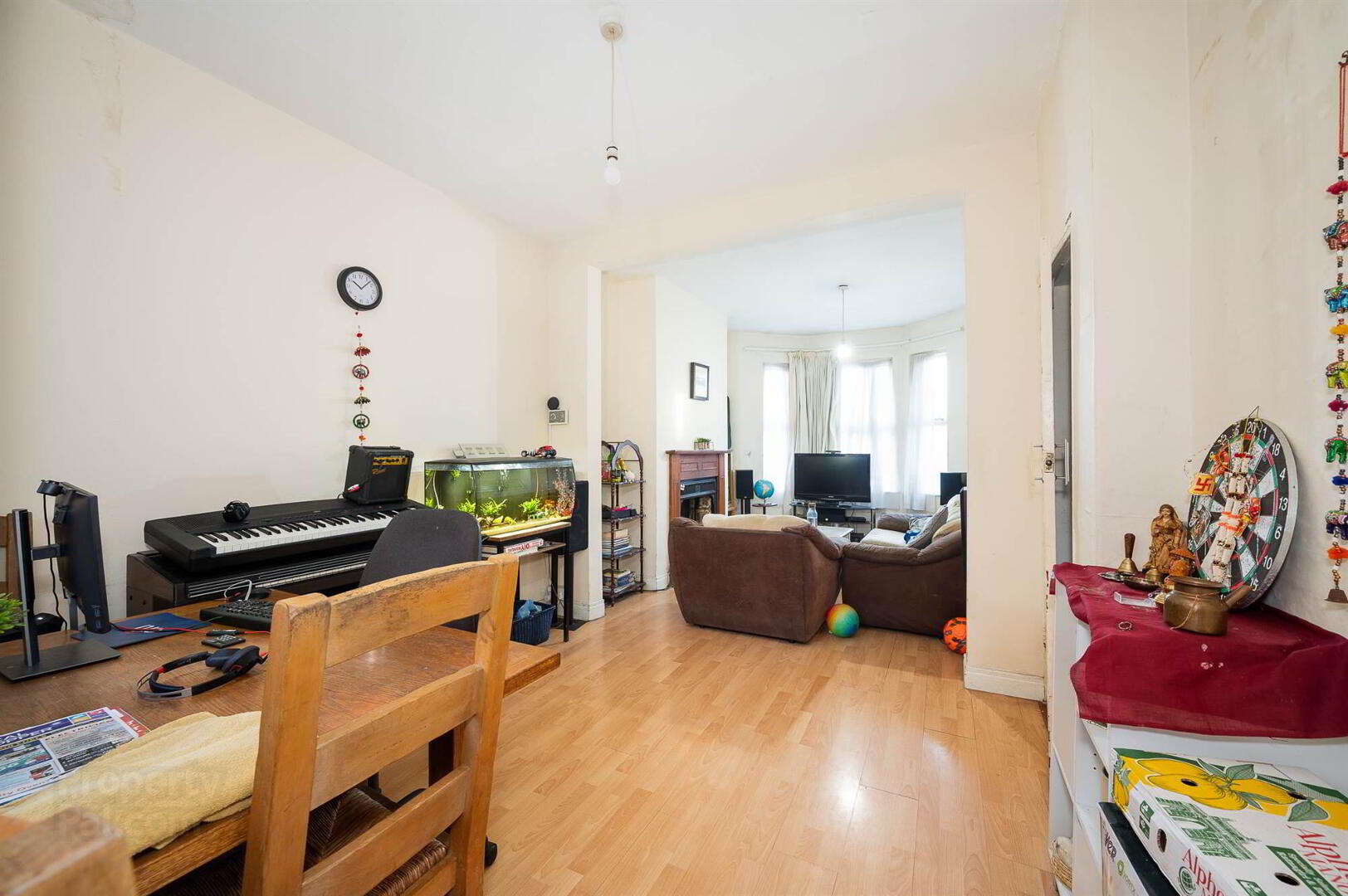 11 Pomona Avenue 4 of 11