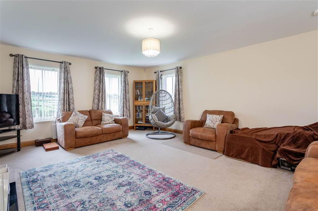 16a Burnside Road 7 of 48