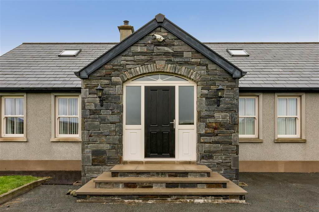 16a Burnside Road 4 of 48