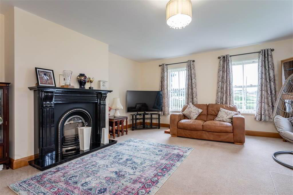 16a Burnside Road 8 of 48