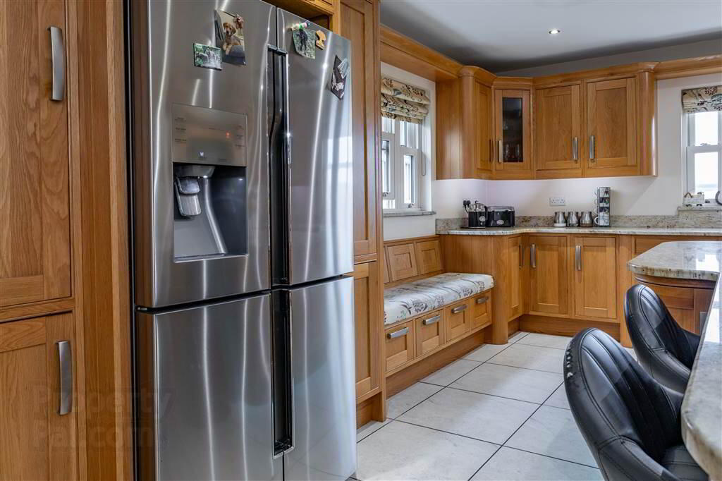 16a Burnside Road 12 of 48