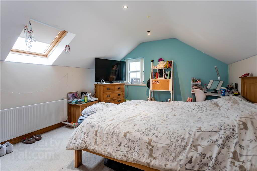 16a Burnside Road 32 of 48