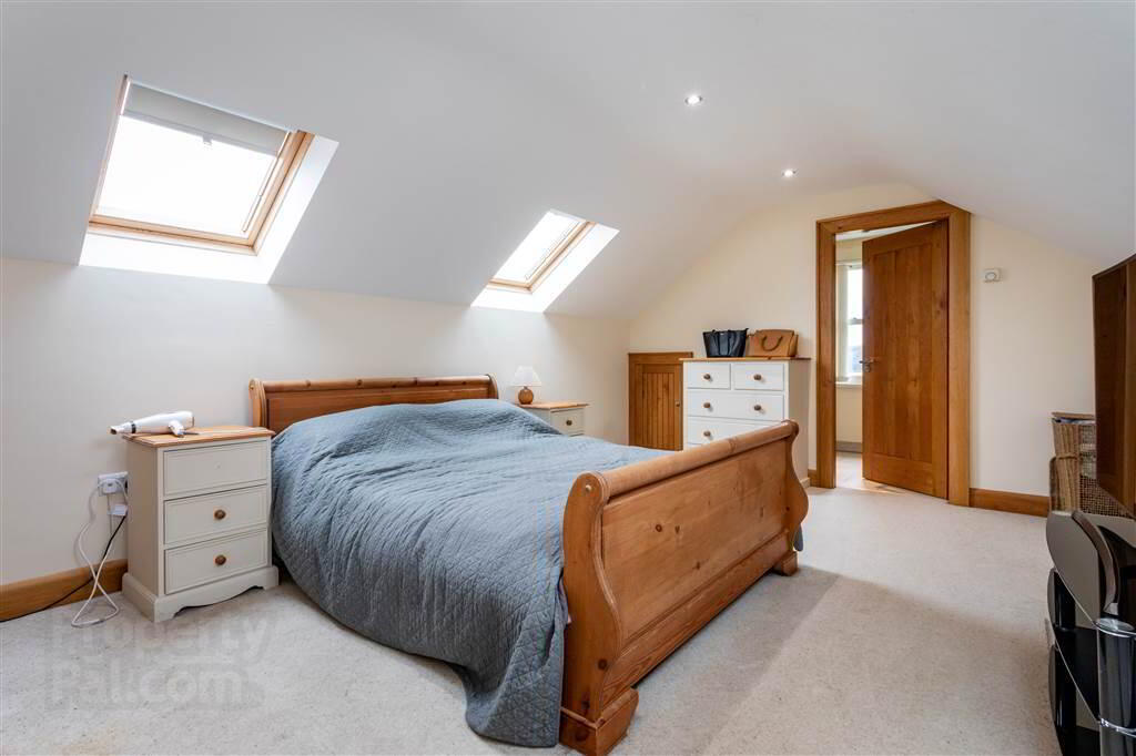 16a Burnside Road 33 of 48