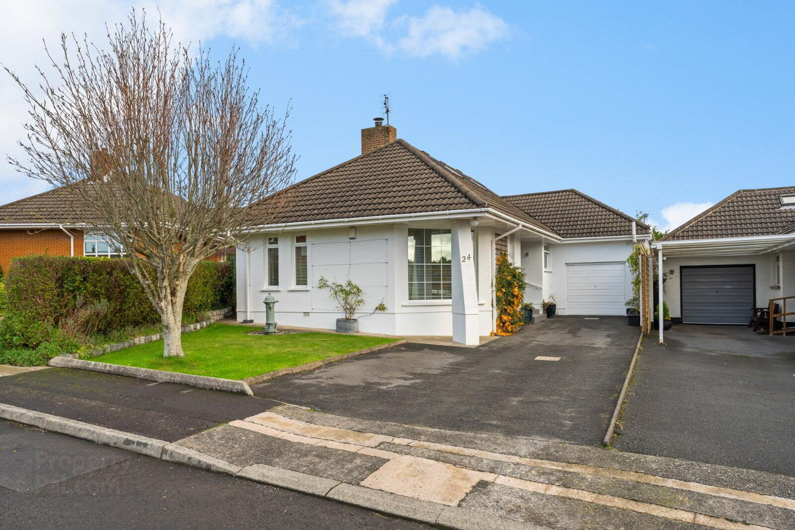 24 Laragh Park