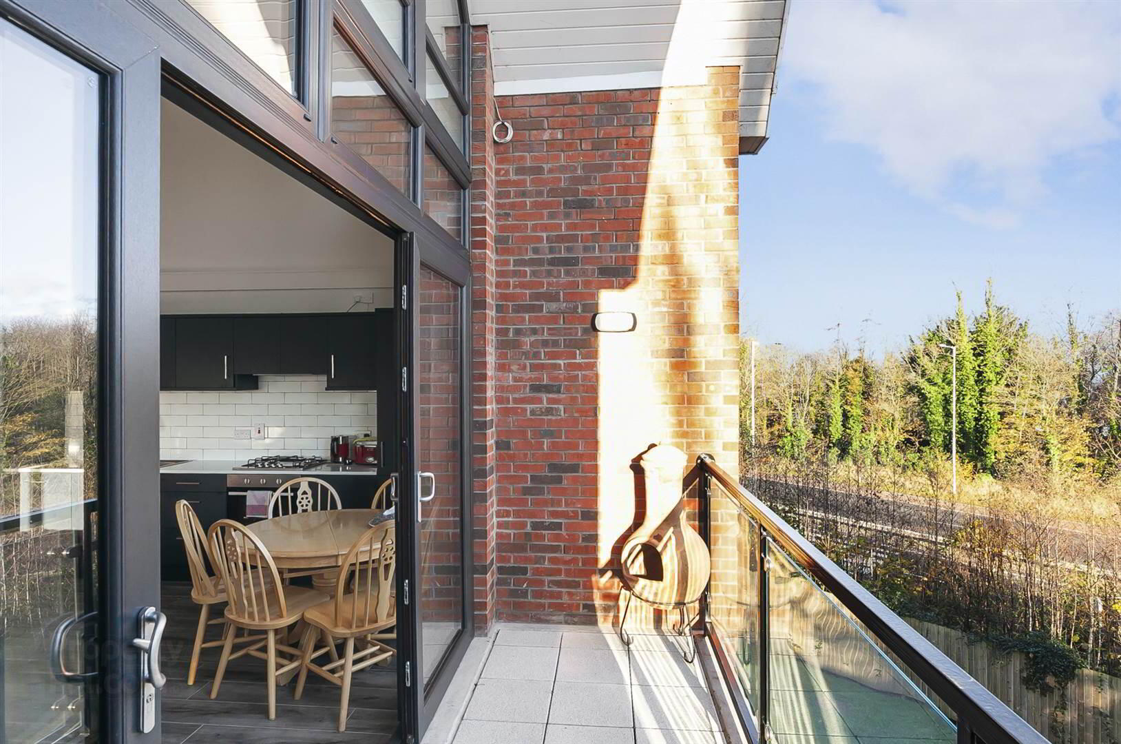 36 Loughshore Manor 8 of 16