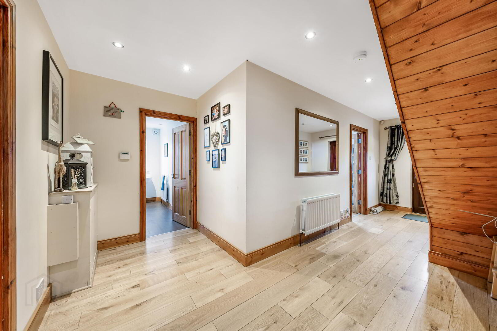17b Victoria Road 6 of 49