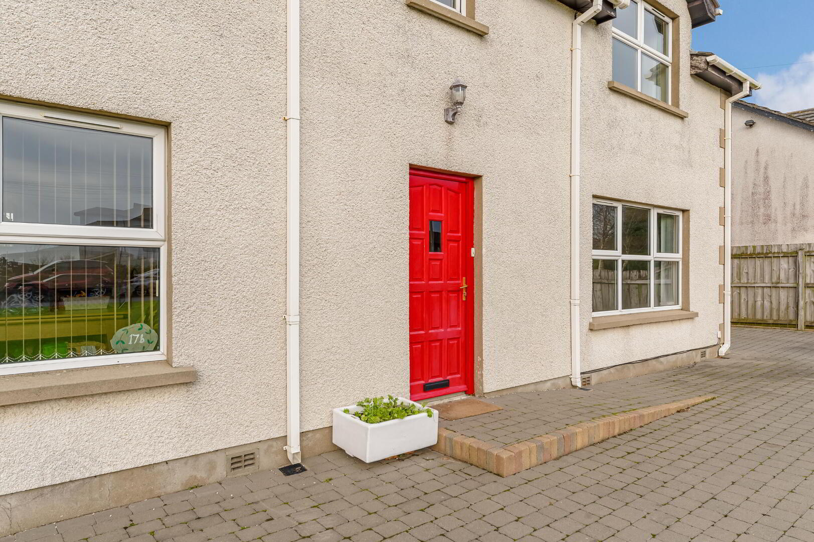 17b Victoria Road 4 of 49