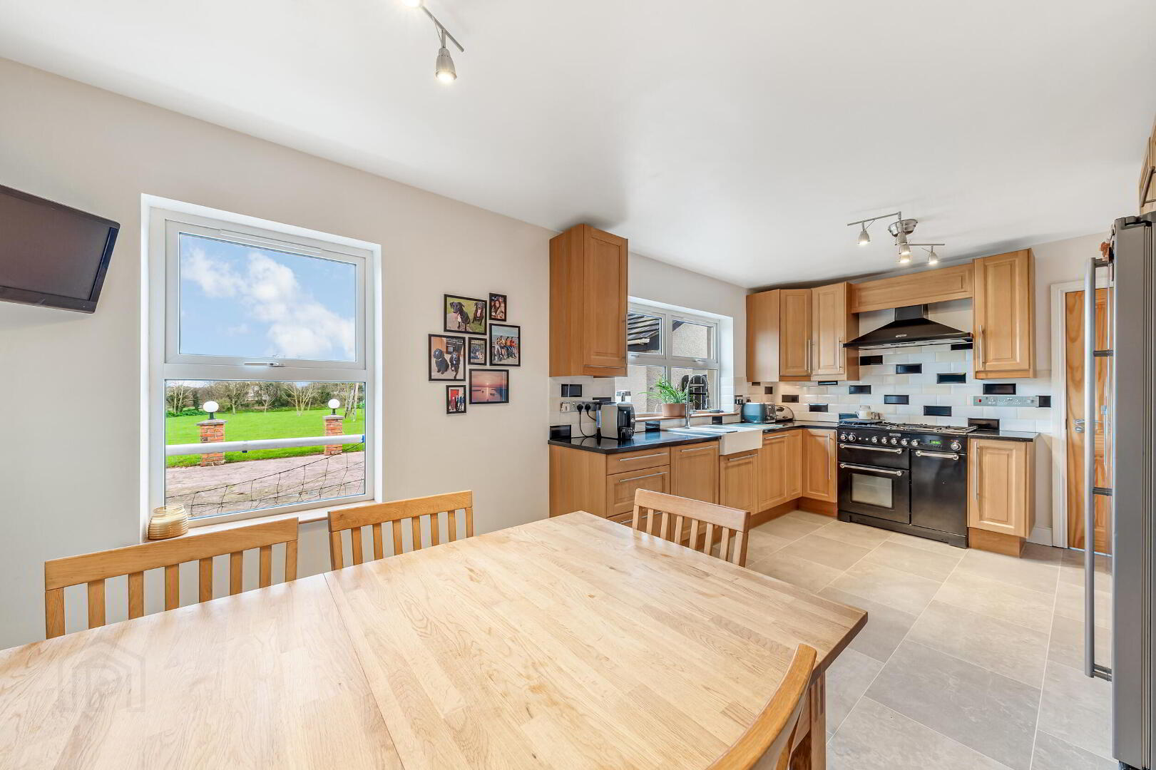 17b Victoria Road 19 of 49