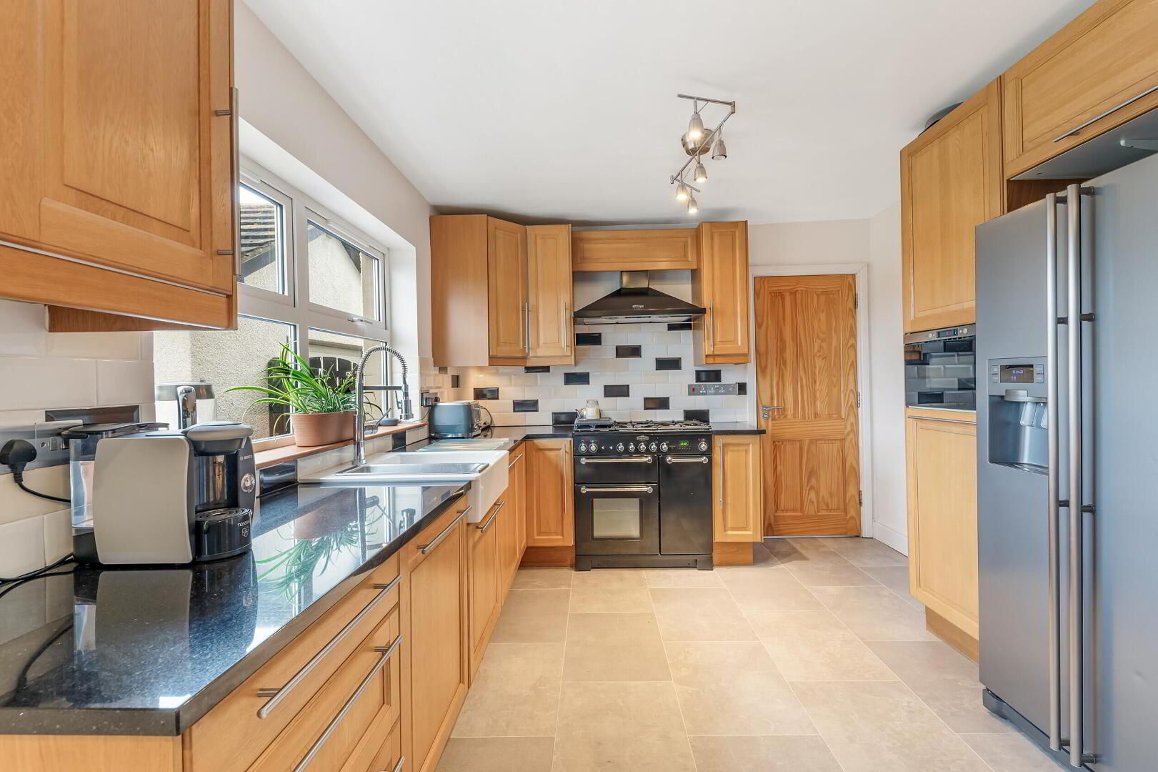 17b Victoria Road 17 of 49