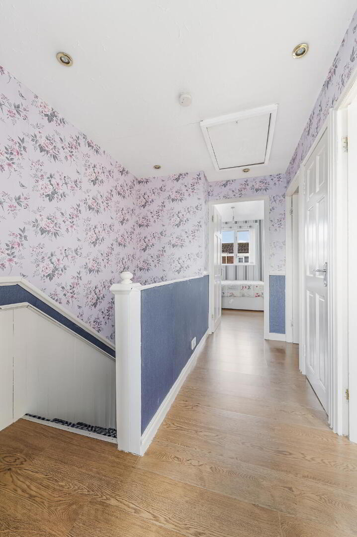 18 Ashmount Park 12 of 20