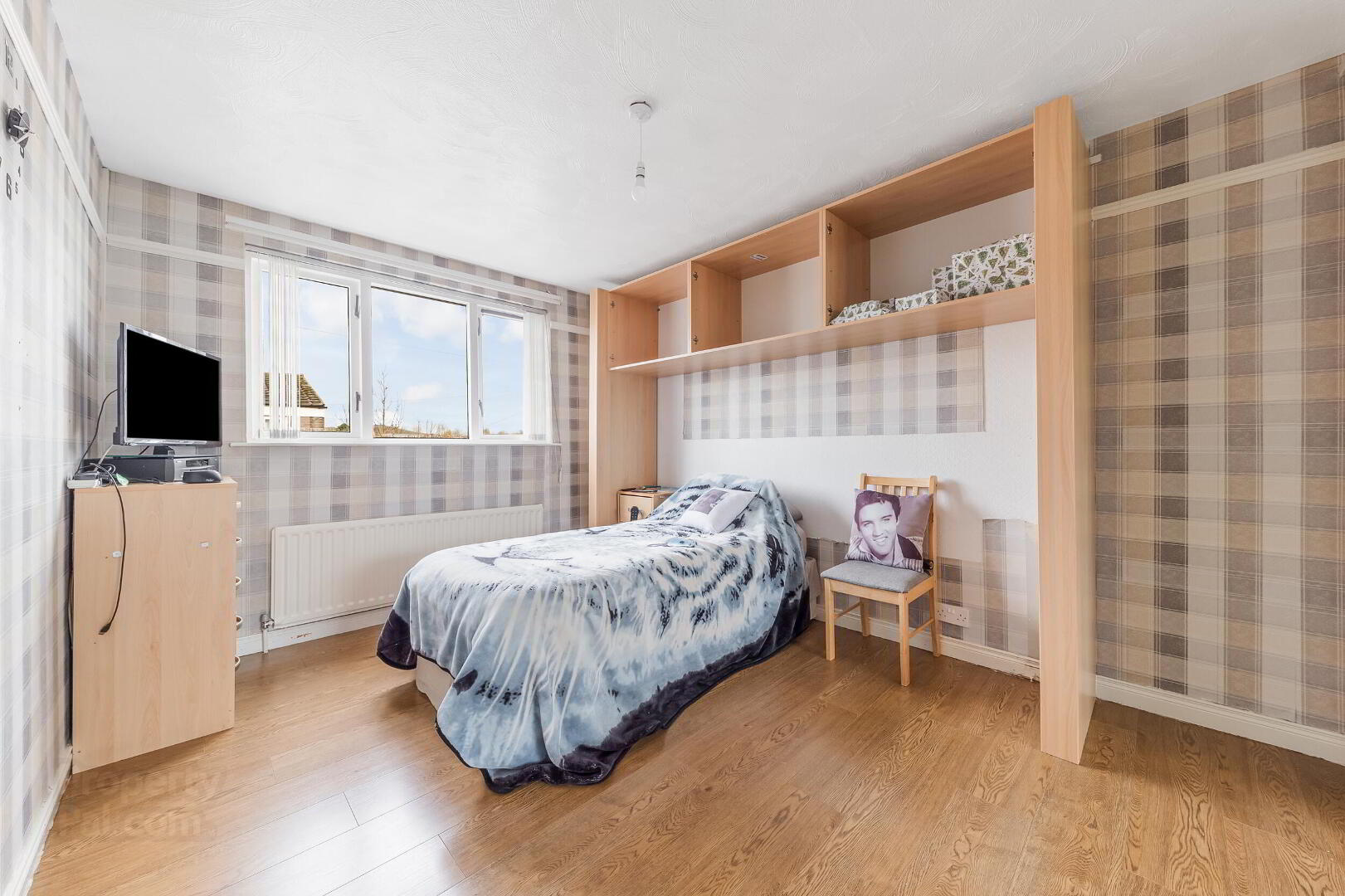 18 Ashmount Park 14 of 20