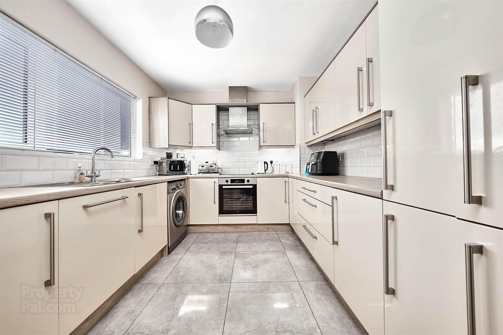 6 Swilly Road 12 of 29