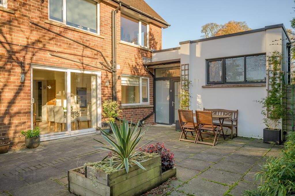 8 Croft Road 46 of 46