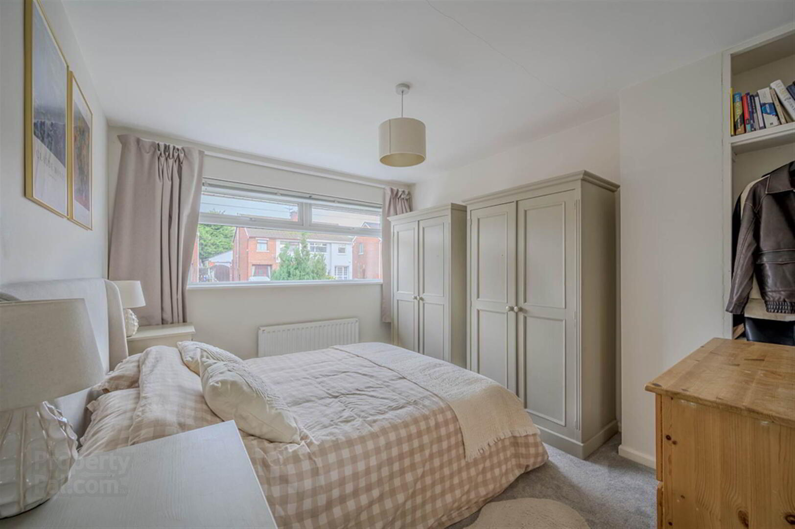 65 Roddens Crescent 18 of 28