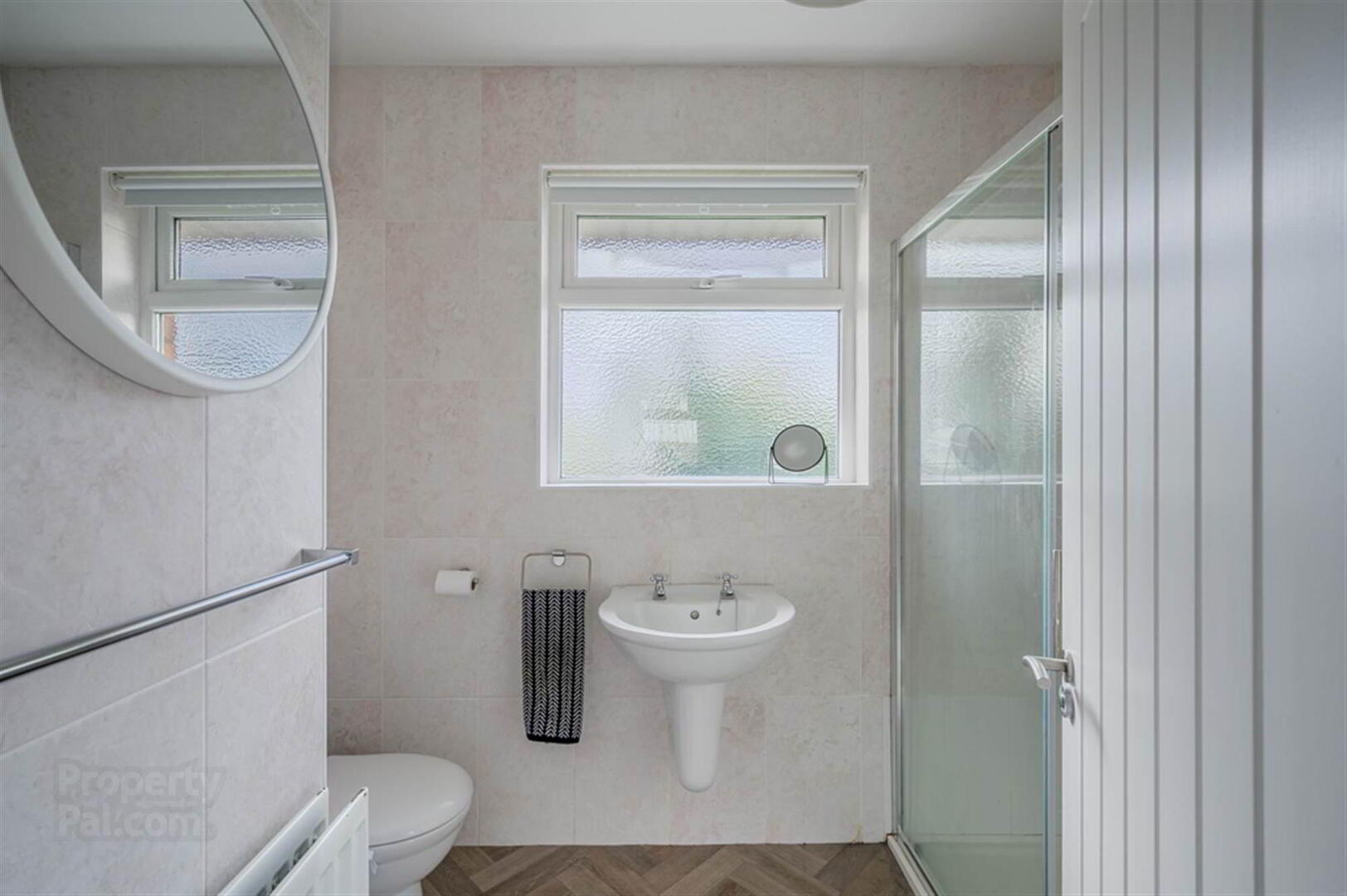 65 Roddens Crescent 24 of 28