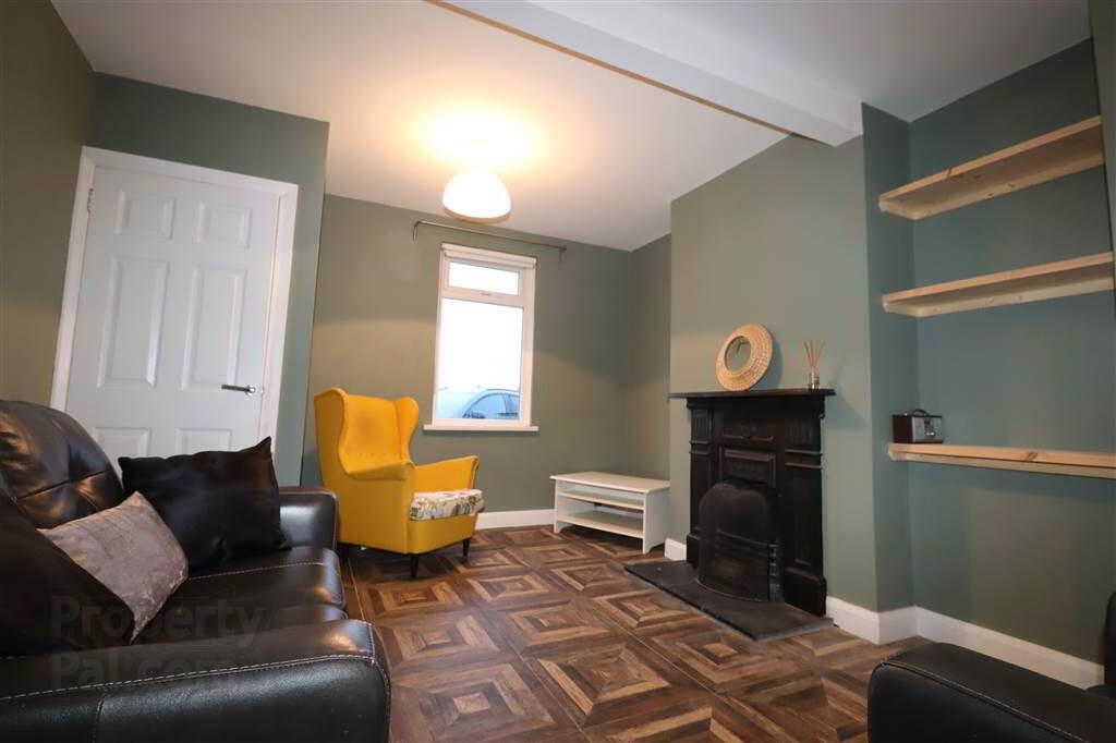 4 Hilden View 5 of 23