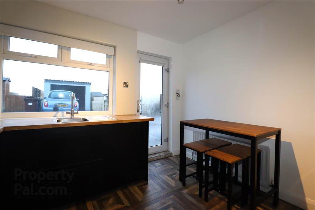 4 Hilden View 8 of 23