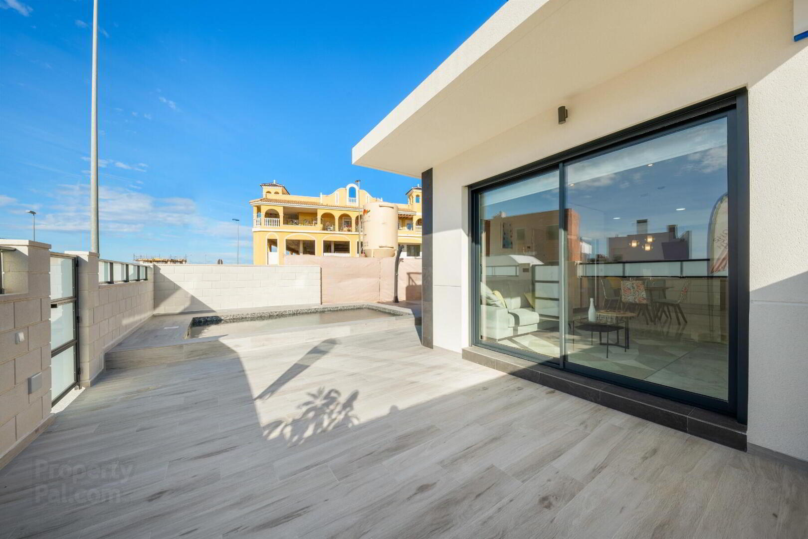 Villas 3 of 49