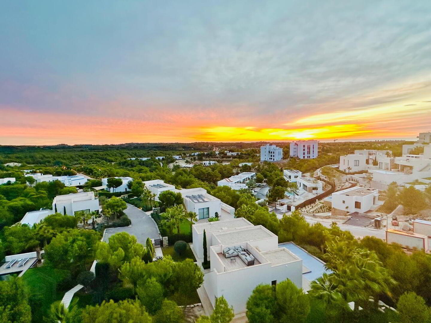 Las Colinas 9 of 23