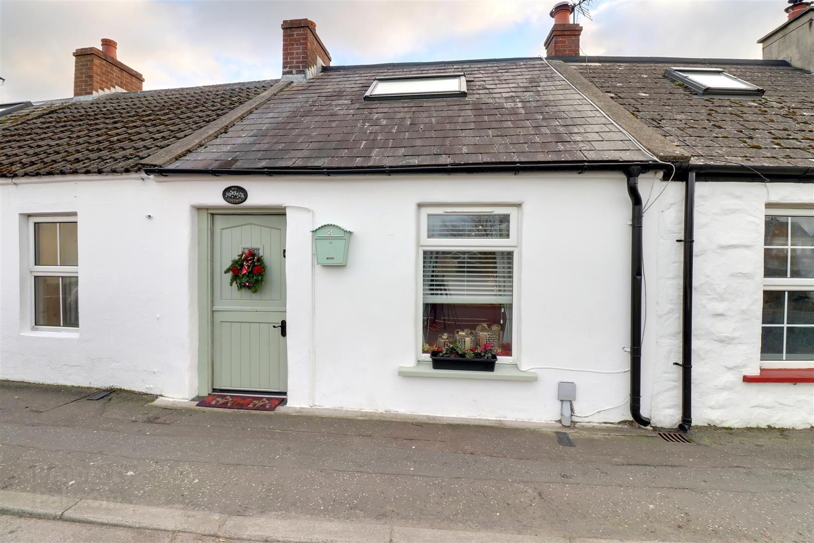 Ivy Cottage, 54 High Street