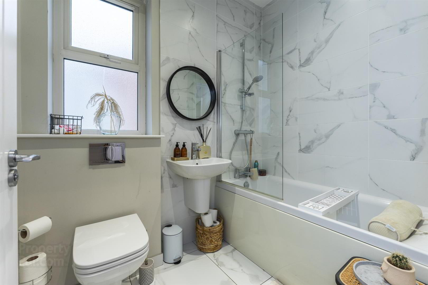 Apt 5 Beech Building, Quarter Wood, 123 Old Dundonald Road 14 of 21