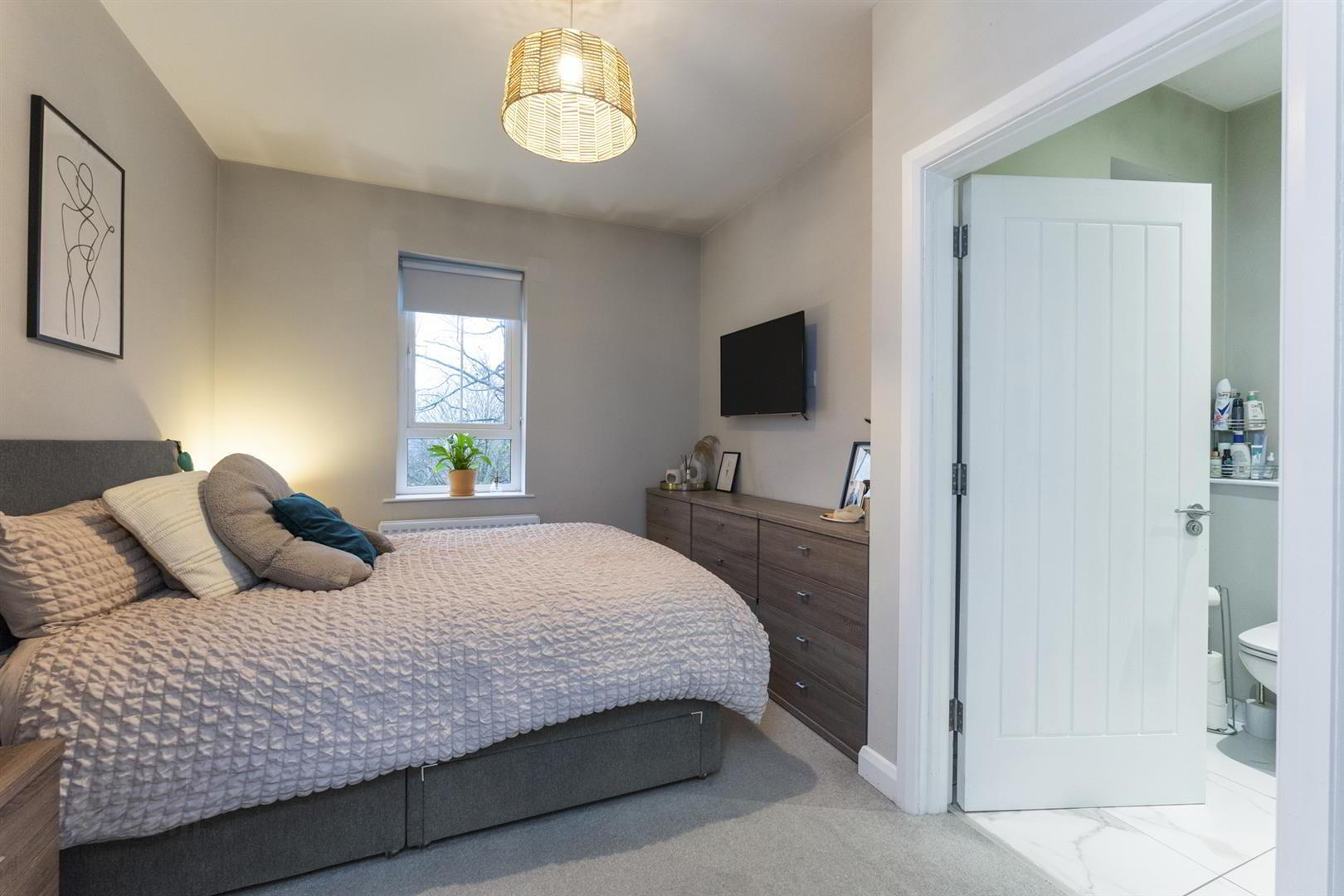 Apt 5 Beech Building, Quarter Wood, 123 Old Dundonald Road 16 of 21